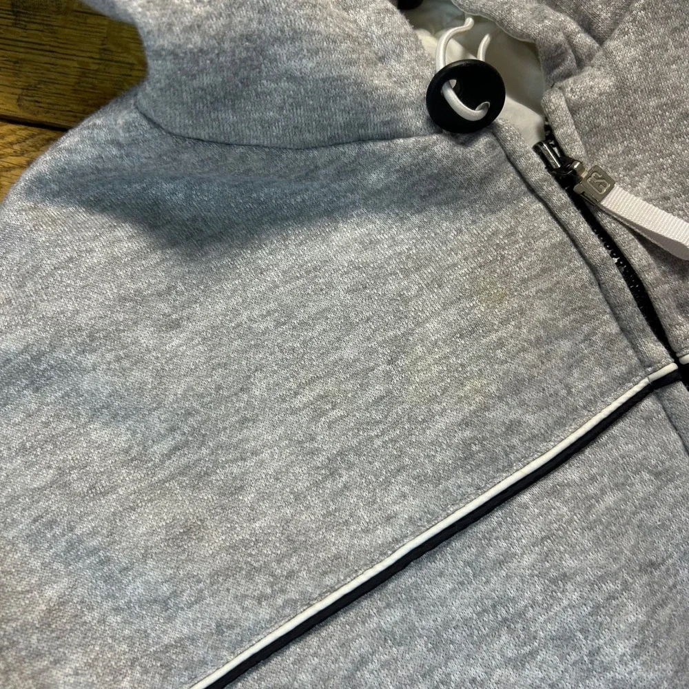 Vintage Reversible Hooded Jacket Black‎ White Gray Striped Zip Up Outerwear